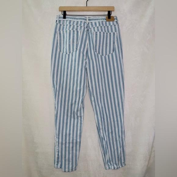 American Eagle Blue and White Striped High Mom Jeans - Picture 7 of 7